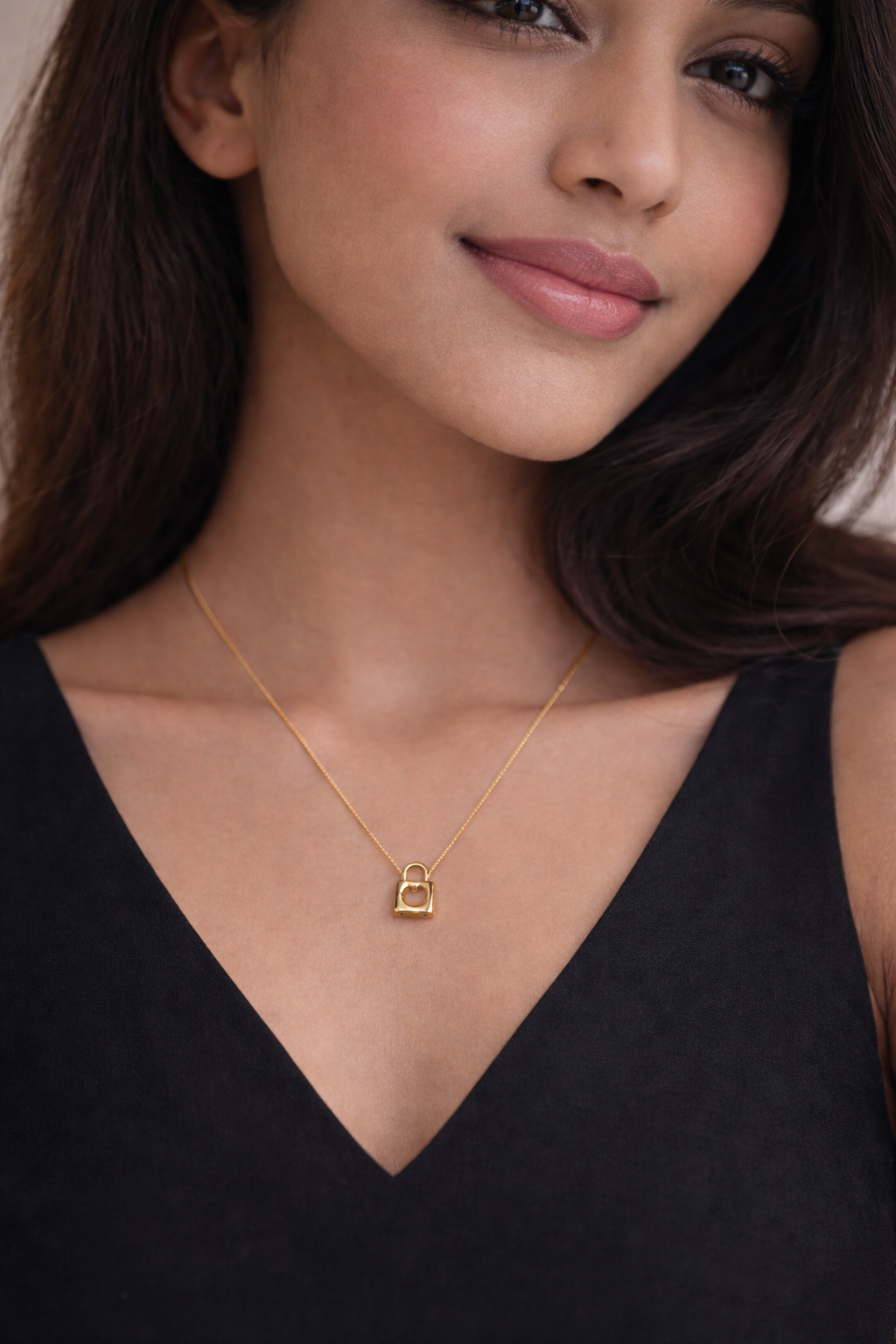 Heart Shape Lock Gold Stainless steel Pendant Neckace Chain For Women And Girls